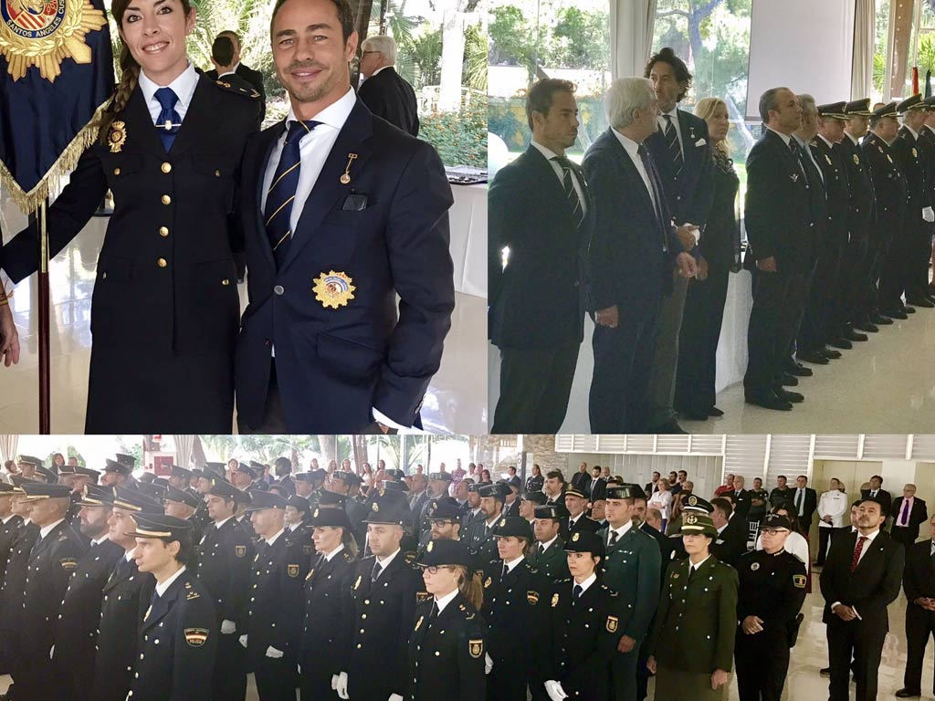 Socios uniformados y agentes en formación durante un acto