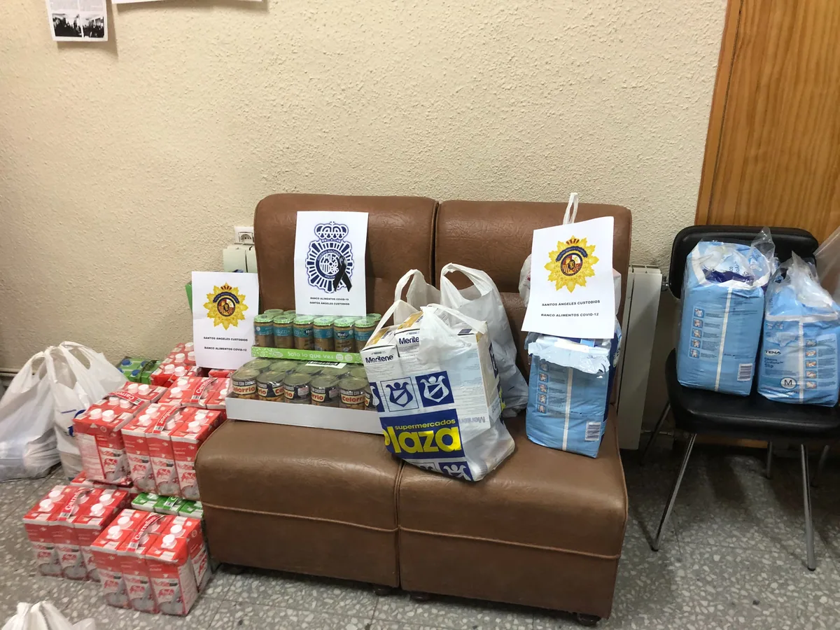 Banco alimentos Policia Nacional de las Damas del Santo Angel Custodio. Imagen 23 de 89